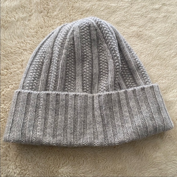 Coach 100% Cashmere Seed Stich Hat - Picture 5 of 5